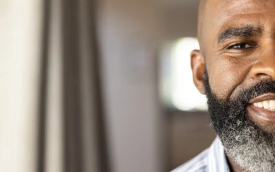 Entretenir une barbe poivre et sel : astuces pour un style élégant
