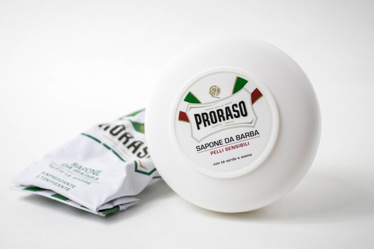 Savon à raser Proraso blanc peaux sensibles en bol (Proraso savon à raser blanc peaux sensibles 150 ml)